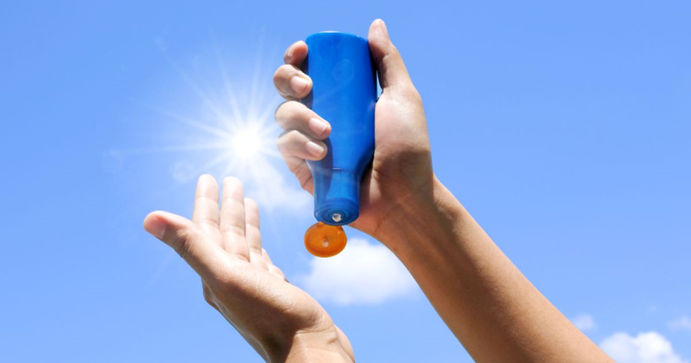 What is Sunscreen? Uses, Protection, and Skin Benefits| HEH 2 image 29